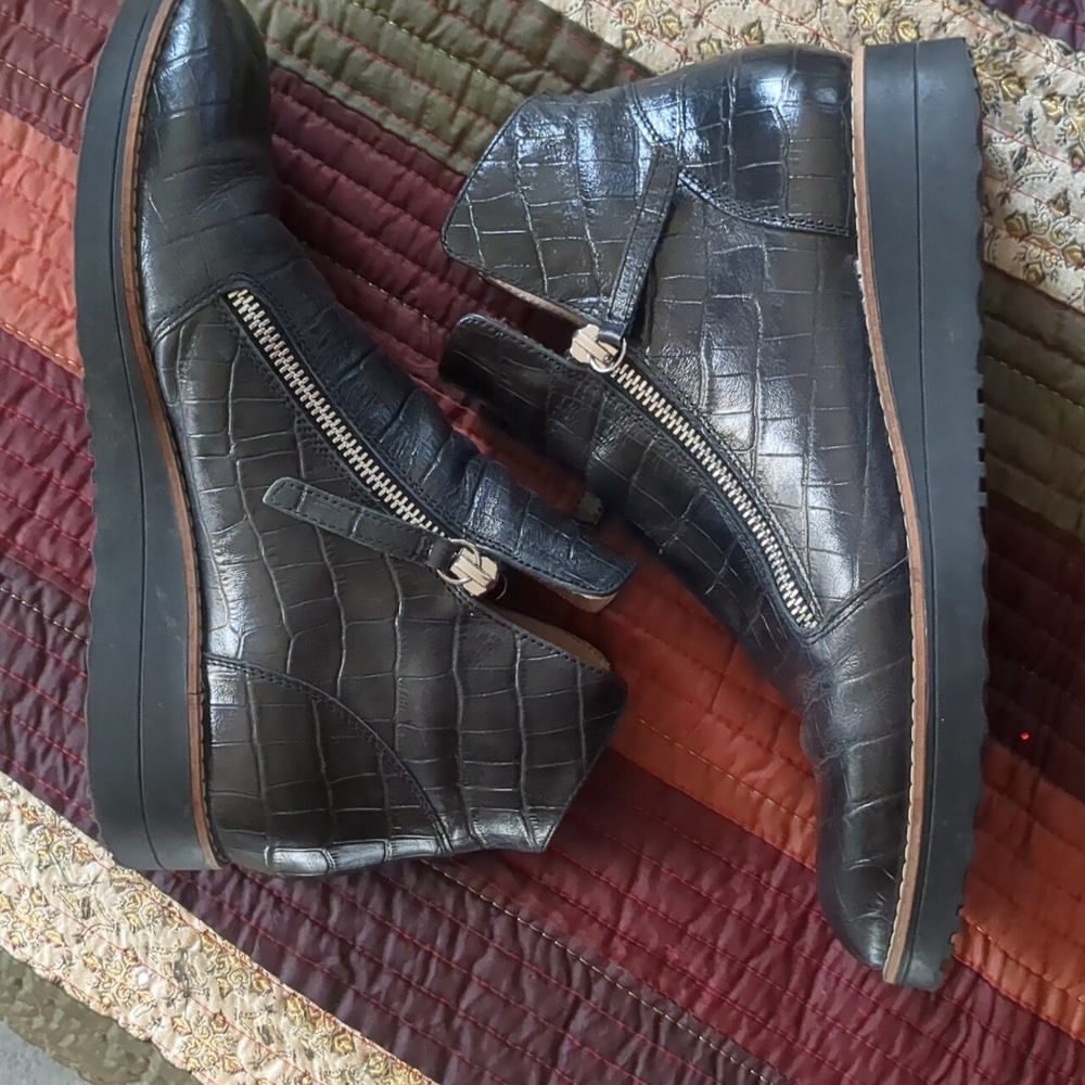 DJANGO & JULIET* 'Ohmyes' Black Double Zip Front Croc Leather Ankle Boot Sz 39 - Picture 12 of 17